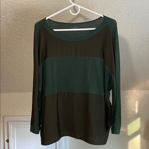 Ann Taylor Loft women’s size large top